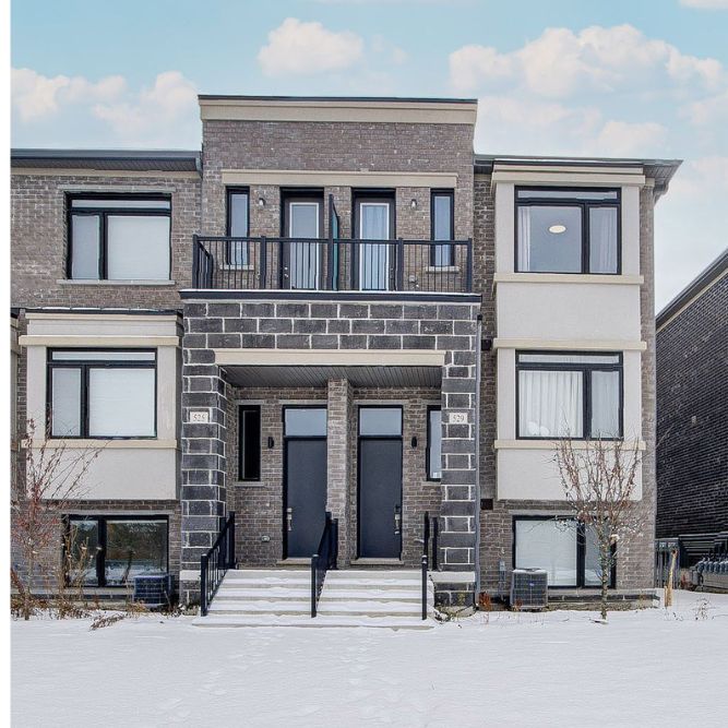 FreeHold Townhome for sale – 529 Marc Santi Blvd,&nbsp;Vaughan